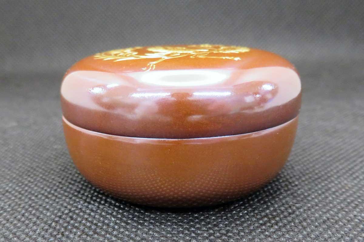 緋銅香合